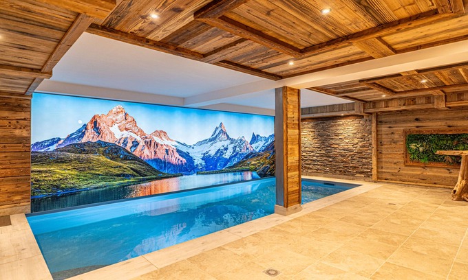 Les Allues Chalet De Ski | Meribel Les Allues: Chalet de charme avec piscine chauffée et jacuzzi.