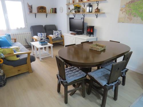 Medina De Pomar Appartement | MERINDADES AMAZUL CORZO - Apartamento Turístico - Medina de Pomar