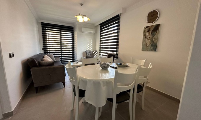 Alanya Appartement | merkezi konumda sahile 300 mt mesafede lüks daire