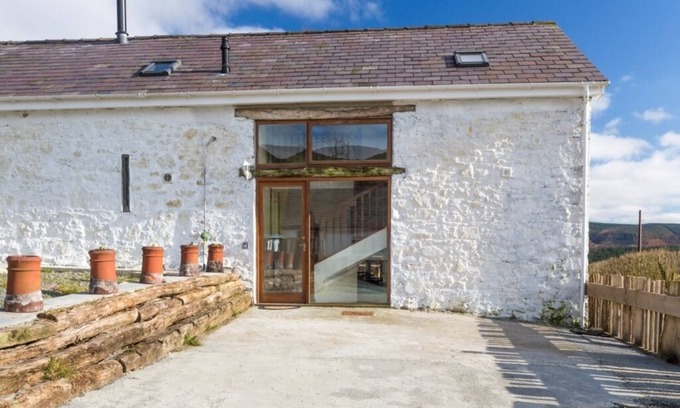 Llandovery Maison | Merlin Cottages: 4 * Merlin Grange, salle de jeux, à proximité Activités en plein air