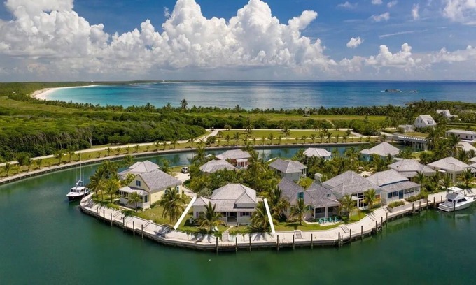 Schooner Bay Maison | Mermaid's Lair Cottage