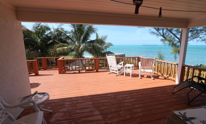 Spanish Wells Cottage | "Sittin 'On The Dock Of The Bay" voiturette incluse