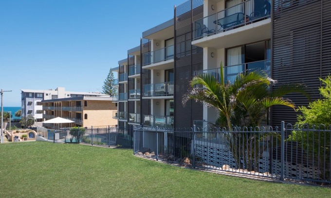 Kings Beach Appartement | Merrima Court Holidays