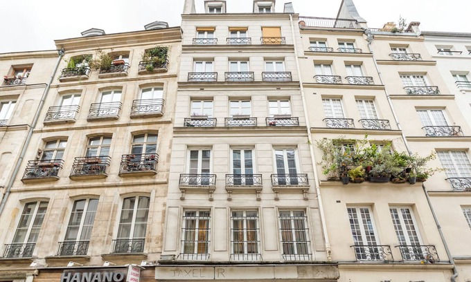 Quartier Sainte-Avoye Appartement | Merveil Luxury Suites - Marais - Martin I-II
