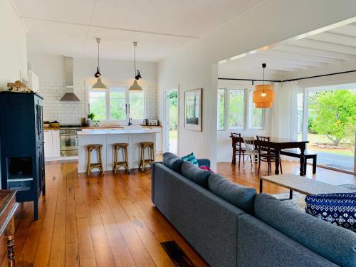 Burnt Pine Maison | Meryta - Your Sanctuary In Town