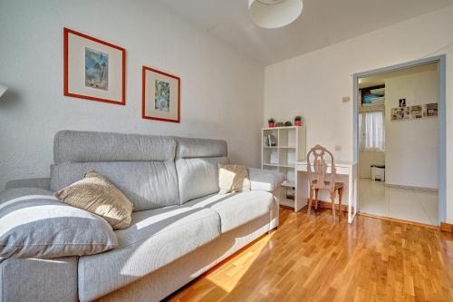 Old Town Appartement | Mesón Pamplona by Clabao