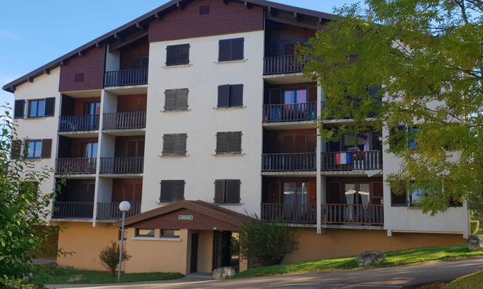 Metabief Appartement | METABIEF - Résidence LES GENEVRIERS - Bâtiment Les Gentianes - 6 Personnes