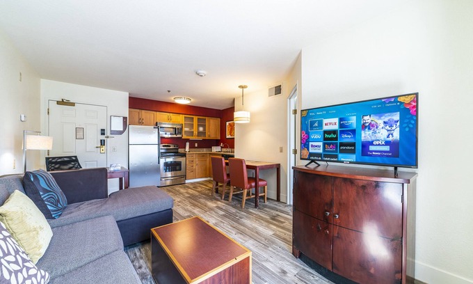 North Mountain Appartement | Metro Phoenix All Inclusive Living