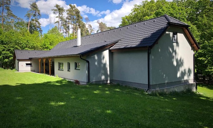 Vlkava Appartement | Mezonetový apartmán s terasou na samotě v lese