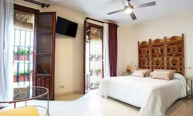 La Catedral Appartement | Mezquita House Free Parking