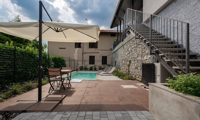 Camnago Volta Appartement | Luxury 1 - Deux Chambres Appartement, Couchages 6