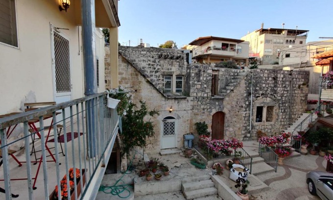 Miilya Maison | Mi'ilya CHOCOLATE HOUSE Guest house
