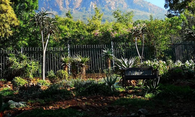 Schoemansville Maison | Mia Hills guest house