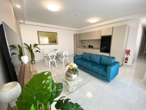 Qawra Appartement | MIA White Luxury Suite - Topfloor two bed in Qawra