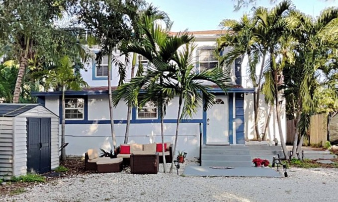Little Haiti Maison | Miami Townhouse with Patio Gazebo