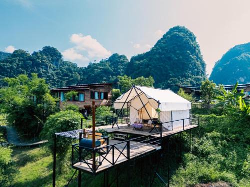 Huu Lung Autre | Michi Camp Hữu Liên