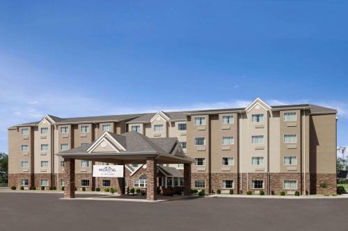 Barton Hôtel | Microtel Inn & Suites by Wyndham St Clairsville - Wheeling
