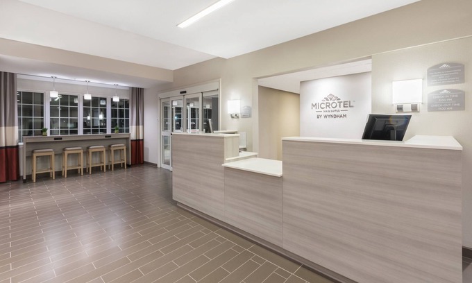 Perry Hôtel | Microtel Inn & Suites By Wyndham Perry