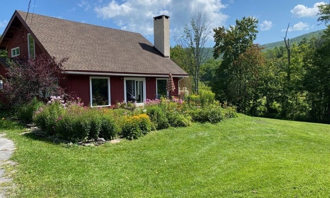 Windham Maison | Mid Century Modern Chalet with Tennis Court and Catskill Views