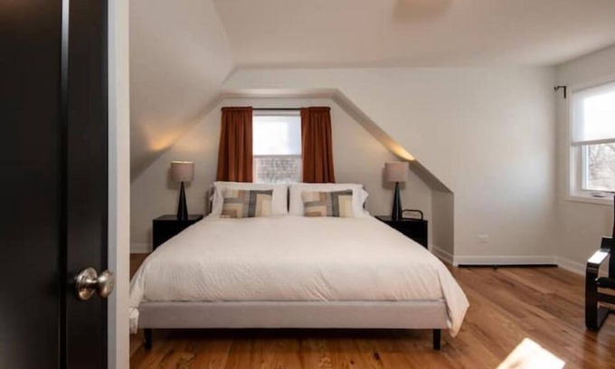 Bridgeview Maison | Mid-Term 4Bed/2Bath, 2x King Beds, 2x Queen Beds
