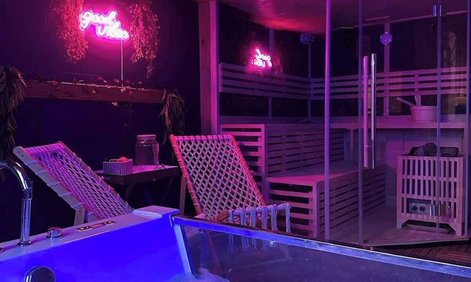 Luhden Maison | Mikes Luhden Bude Spa & Bar