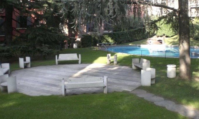 Lampugnano Appartement | Milan, Minutes from Rho Fair S.Siro Stadium Hyppodrome, 1 bedroom garden pool