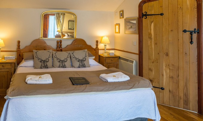 Bradford-on-Avon Autre | Quadruple-Premium-Salle de bain et douche-Terrasse-Milking Shed