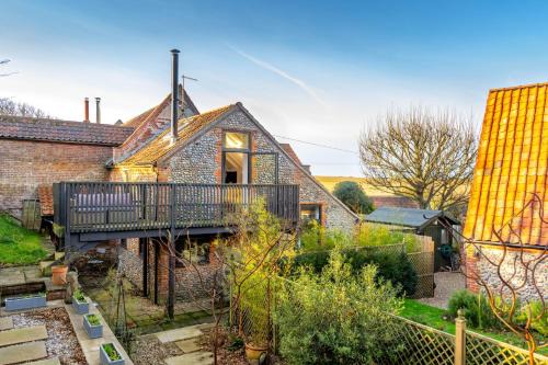 Weybourne Maison | Mill End by Big Skies Cottages