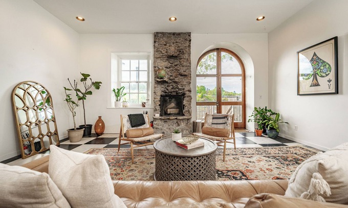 Elora Maison | Mill St. Retreat Elora