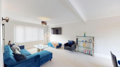 Wolvercote Maison | Mill Stream Passage