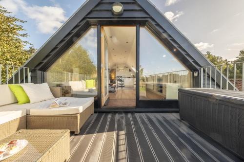 Erpingham Maison | Miller's Loft