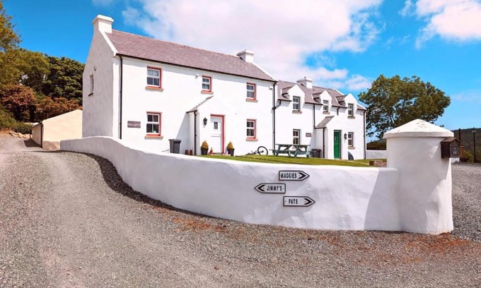 Newry Maison | Millers Close Holiday Cottages