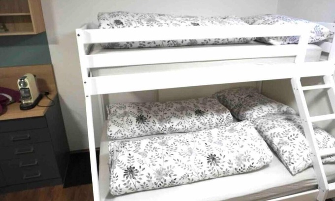 Amstetten Maison | Mini apartment in Amstetten for short stays in the basement