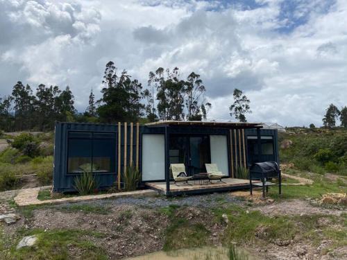 Gachantiva Maison | Mini casa en contenedor, naturaleza y aire puro.
