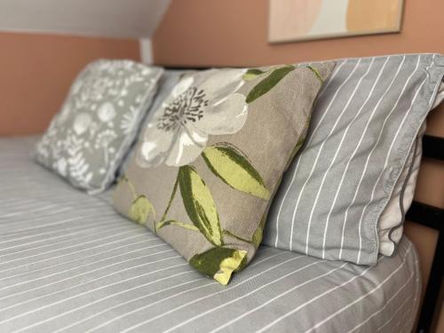 Hamilton Maison | Mini hotel with home facilities in Hamilton West