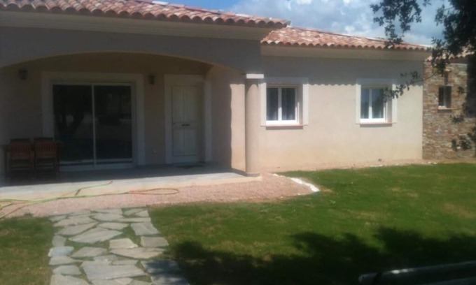 Serra-di-Ferro Maison | Mini villas F3 avec terrasse et grand jardin à 5 minutes des plages