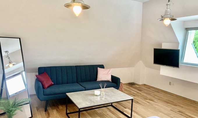 Studentski Grad Appartement | Minimalist Apartment