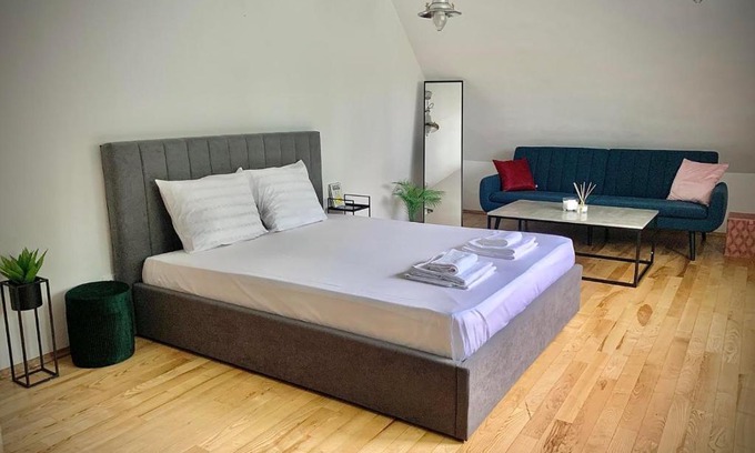 Studentski Grad Appartement | Minimalist Apartment