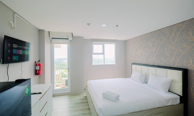 Pondok Aren Appartement | Minimalist Designed And Nice Studio At Bintaro Icon Apartment