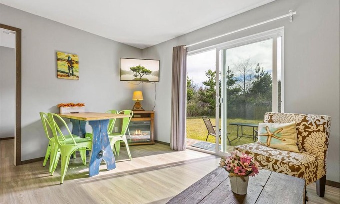 Grayland Maison | Minke Condo