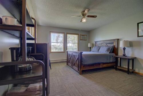 Clitherall Maison | Minnesota Lake Home Resort Studio-Style Cottage
