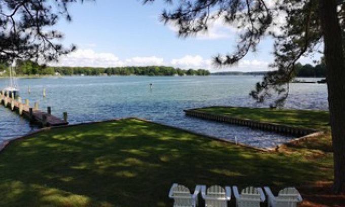 Bozman Maison | Minutes from Downtown St. Michaels | Pool | Cabana | Kayaks | Private Dock