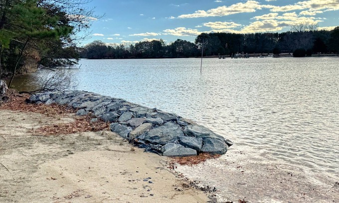 Easton Maison | Minutes from Downtown Easton and St. Michaels | Private Dock | Kayaks | Pet Frie