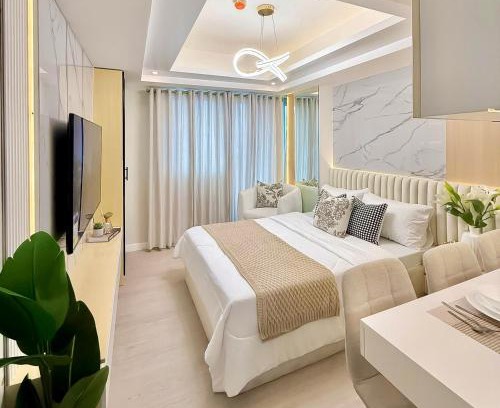 San Fernando Appartement | Mira Solana at Azure North Pampanga