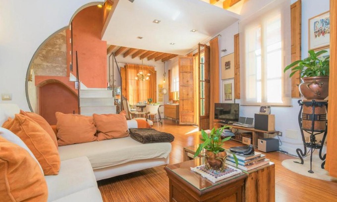 Old Town Maison | Miraclet - ADULTS ONLY