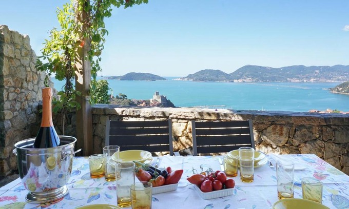 Lerici Appartement | Miralunga Villetta Gialla