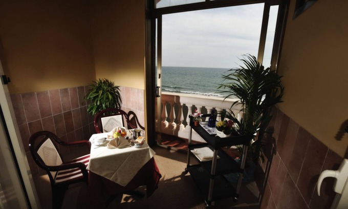 Ladispoli Hôtel | Miramare