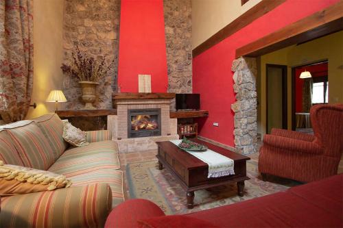 Sotos de Sepulveda Maison | Mis cuatro estaciones, Casa Boutique