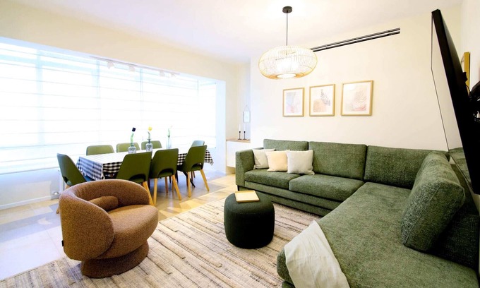 Katamon Appartement | Mishmar Haam I - Two Bedroom Apartment, Sleeps 4