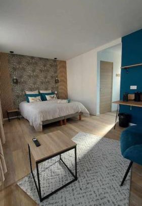 Nogent-le-Rotrou Appartement | Mister Hinster - studio tout confort centre ville Nogent-le-Rotrou - 1e étage